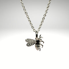 Silver bee necklace Falabella Equine Jewellery Country Collection